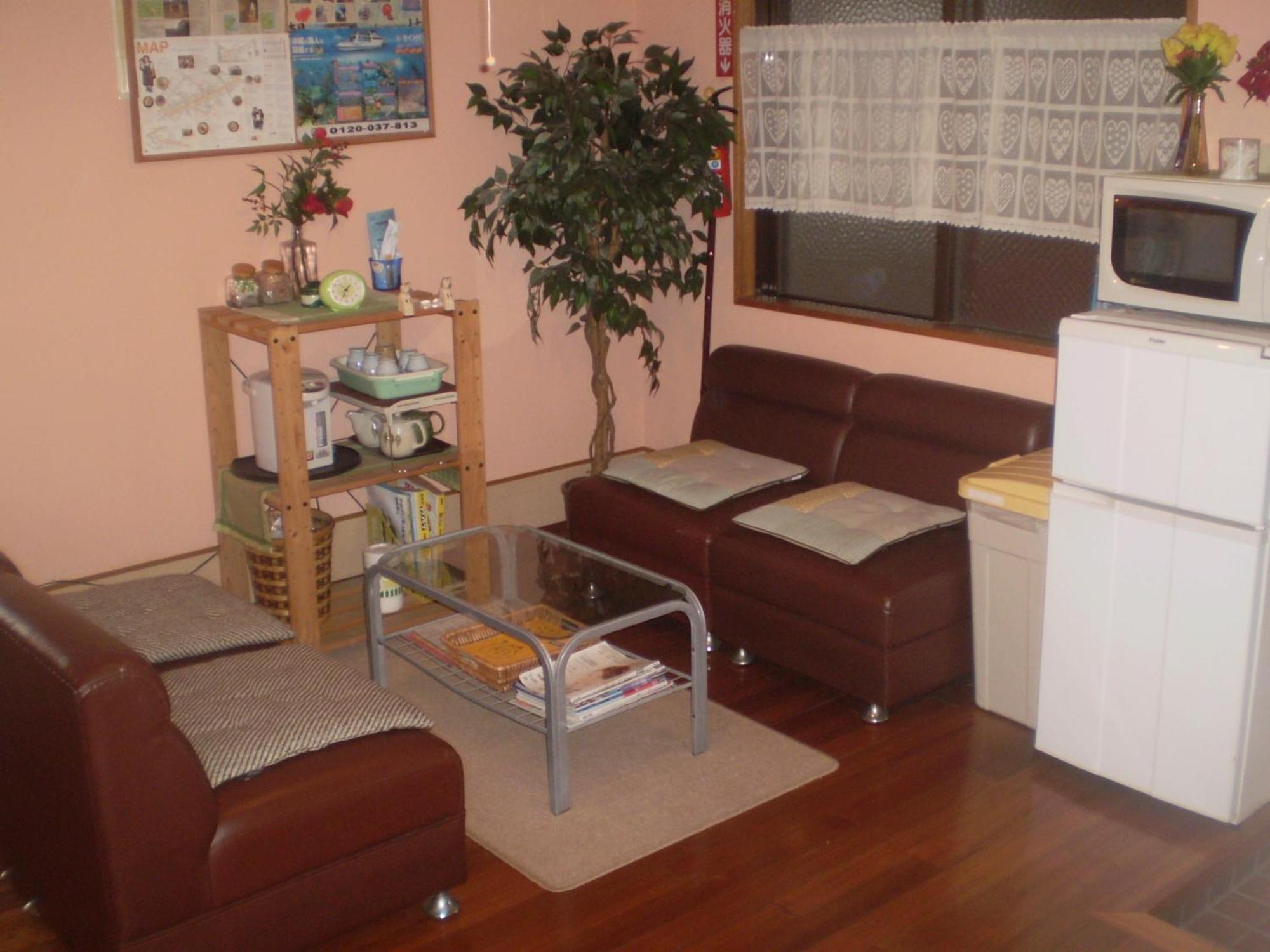 Hostel Hakuseiso Naha Ngoại thất bức ảnh